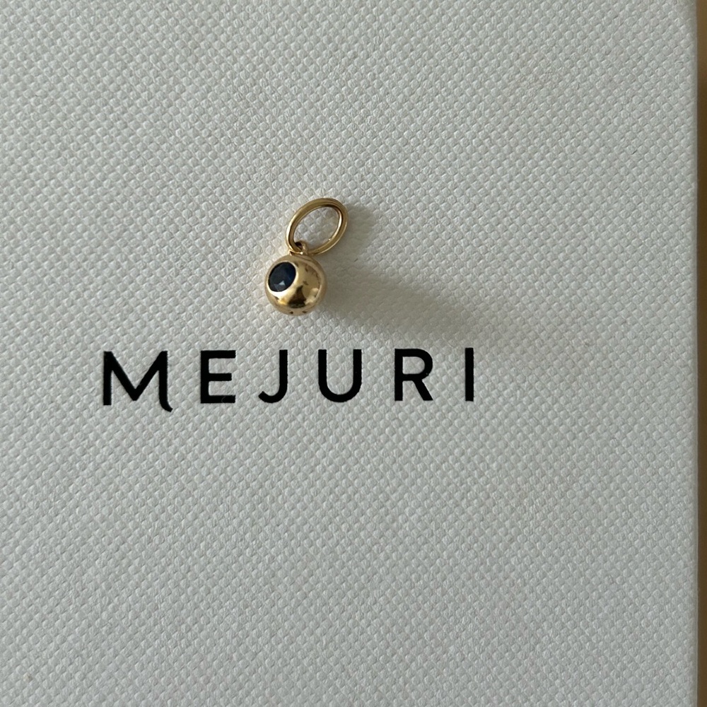 Mejuri sapphire charm-14k gold